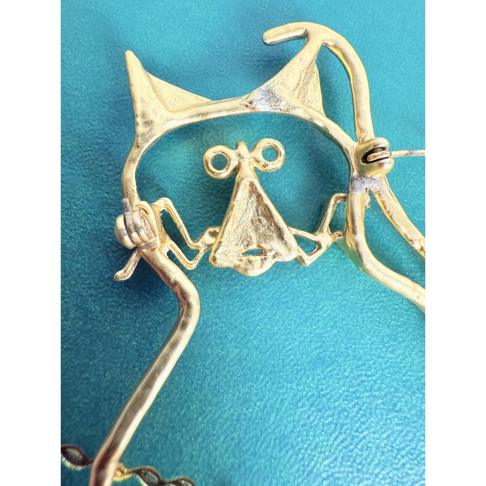 Gold Tone Cat Outline Abstract Design Brooch - Picture 6 of 7